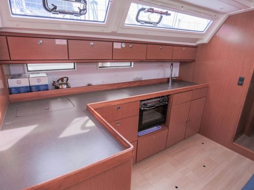 Bavaria 46