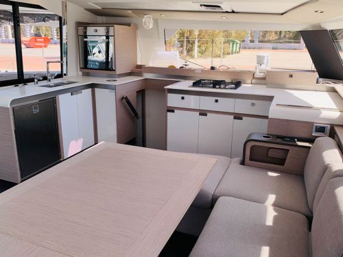 Fountaine Pajot Elba 45