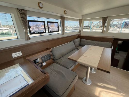 Lagoon 40