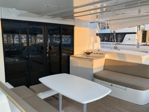 Lagoon 50