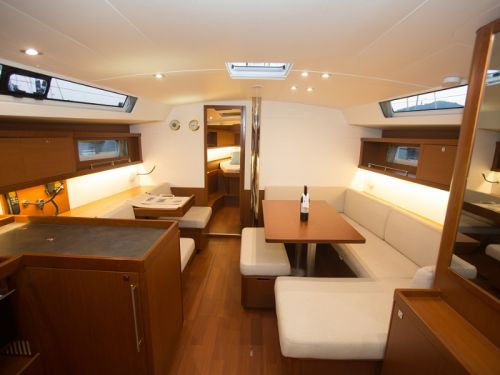 Beneteau Oceanis 45