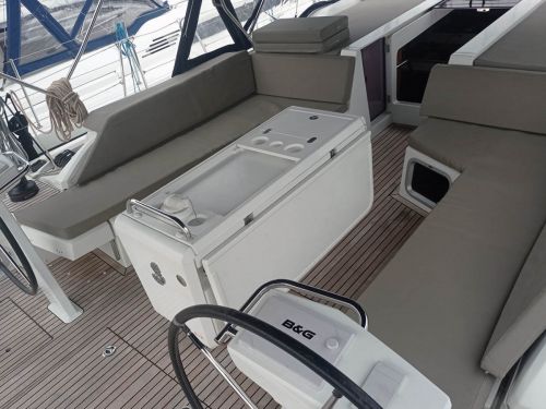 Beneteau Oceanis 51.1