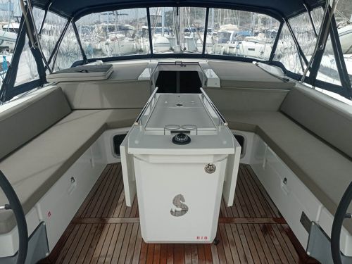 Beneteau Oceanis 51.1