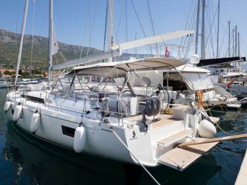 Beneteau Oceanis 51.1