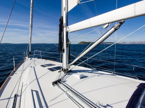 Beneteau Oceanis 38