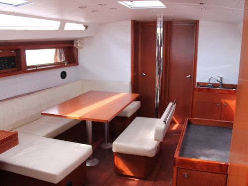 Beneteau Oceanis 48