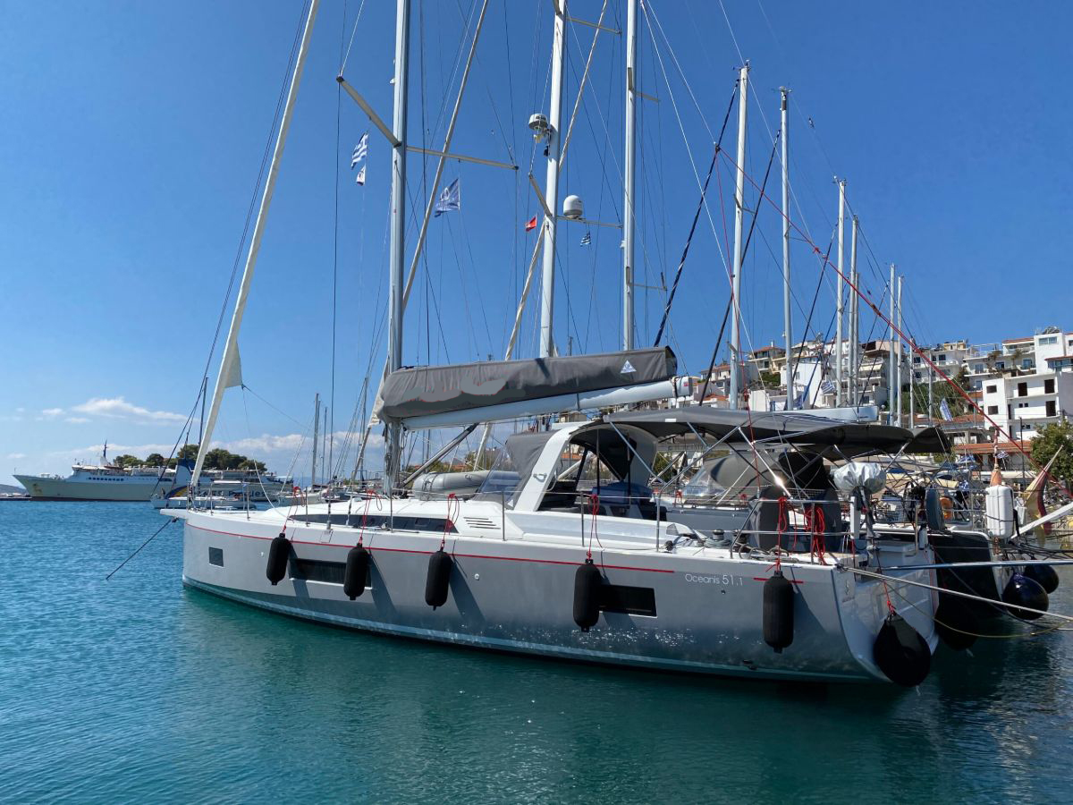 Beneteau Oceanis 51.1