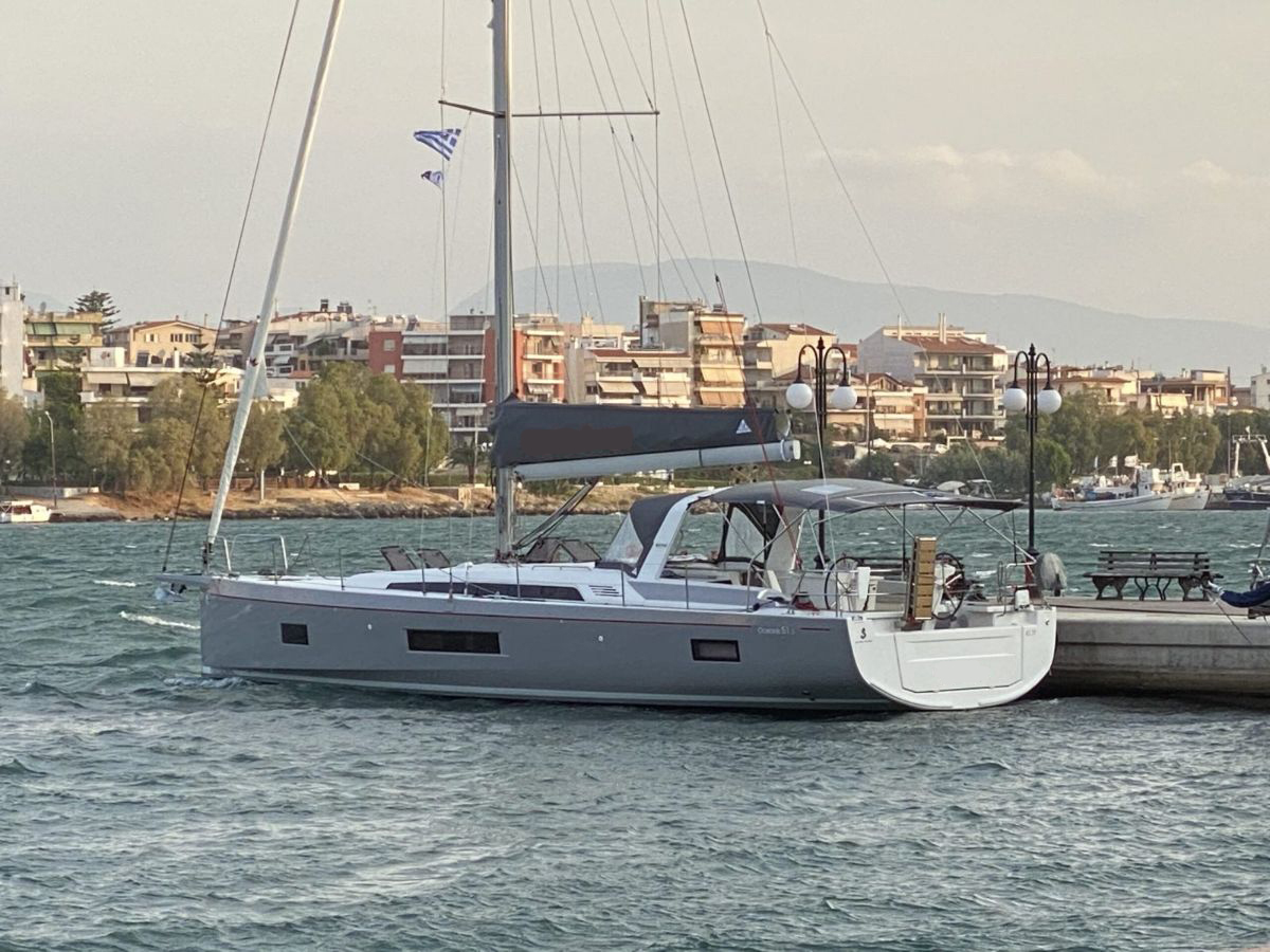 Beneteau Oceanis 51.1