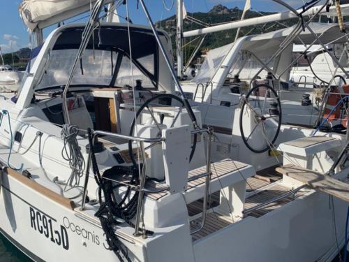 Beneteau Oceanis 35.1