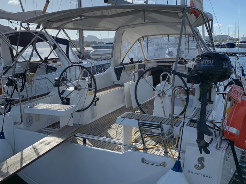 Beneteau Oceanis 35.1