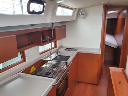 Beneteau Oceanis 46.1