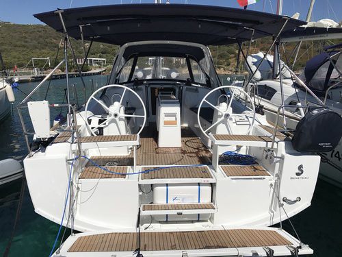 Beneteau Oceanis 38.1