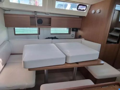 Beneteau Oceanis 46.1