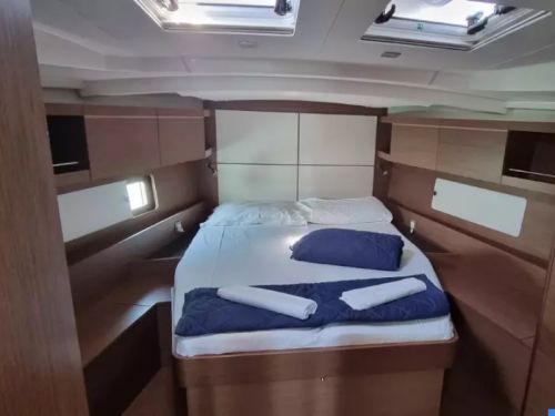 Beneteau Oceanis 46.1