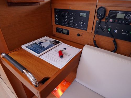 Jeanneau Sun Odyssey 389