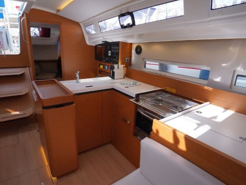 Jeanneau Sun Odyssey 410