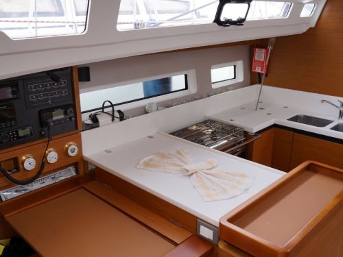 Jeanneau Sun Odyssey 440