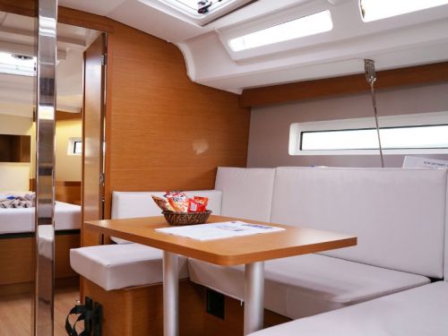 Jeanneau Sun Odyssey 440