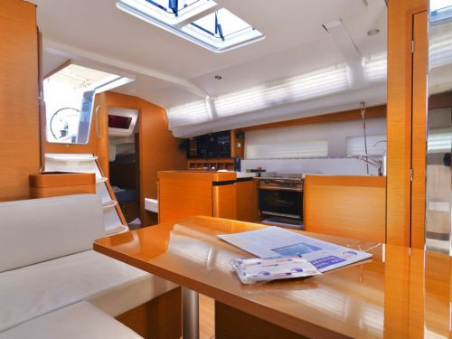 Jeanneau Sun Odyssey 440