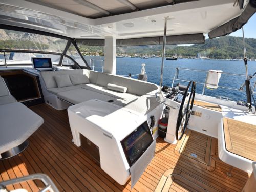 Hanse 675