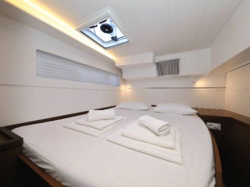 Lagoon 40