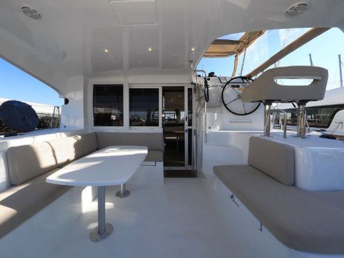 Lagoon 40