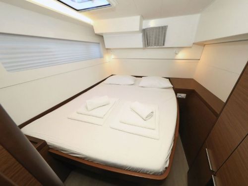 Lagoon 40