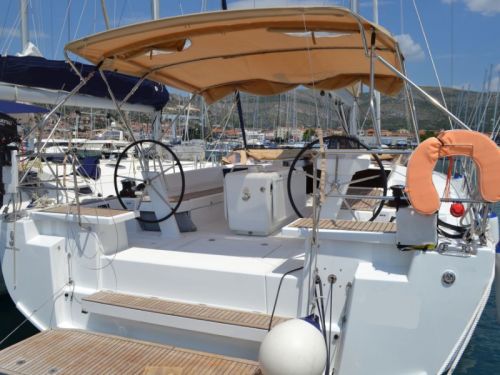 Beneteau Oceanis 51.1