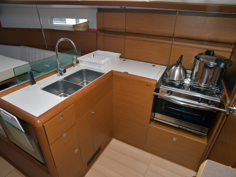 Jeanneau Sun Odyssey 389