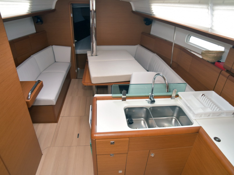 Jeanneau Sun Odyssey 389