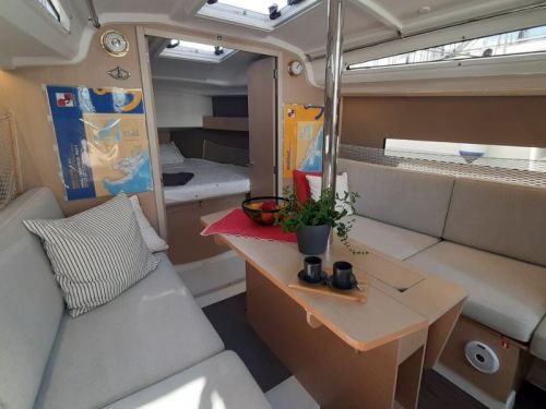 Beneteau Oceanis 30.1