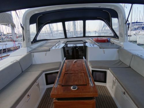 Beneteau Oceanis 55