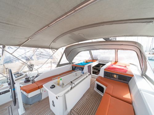 Beneteau Oceanis 51.1