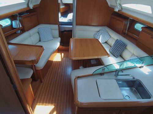 Jeanneau Sun Odyssey 37