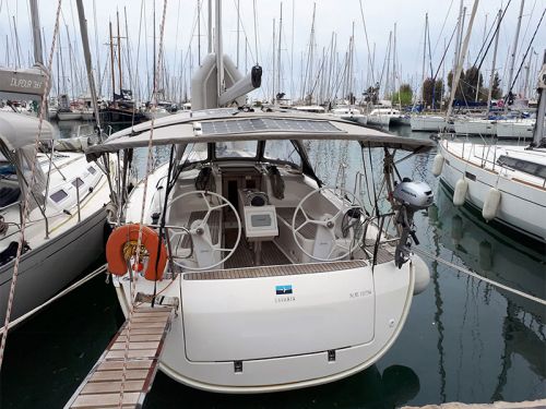 Bavaria 37