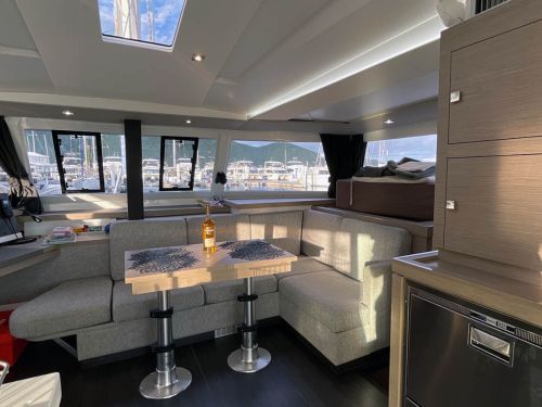 Fountaine Pajot Astrea 42