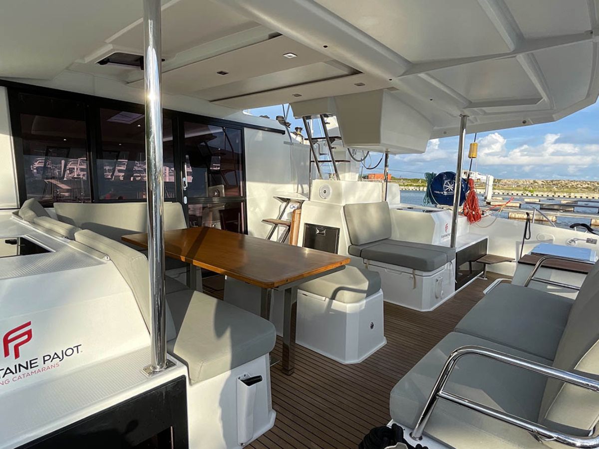 Fountaine Pajot Astrea 42