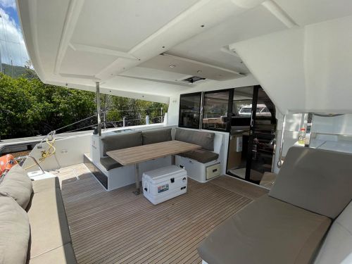 Fountaine Pajot Lucia 40