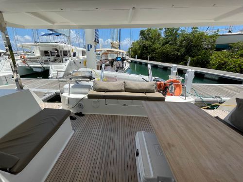 Fountaine Pajot Lucia 40