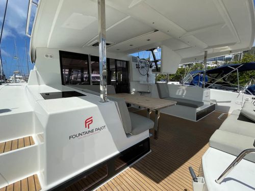 Fountaine Pajot Lucia 40