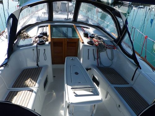 Beneteau Oceanis 43