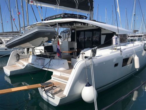 Lagoon 42