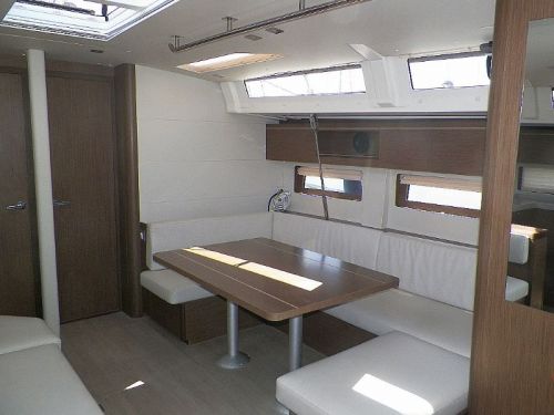 Beneteau Oceanis 51.1