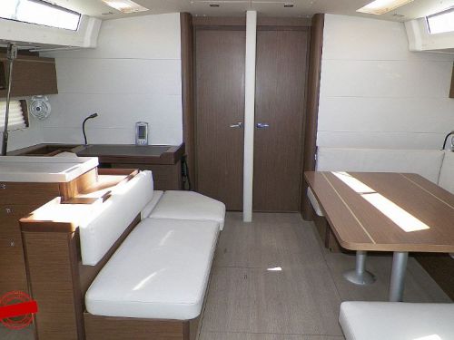 Beneteau Oceanis 51.1