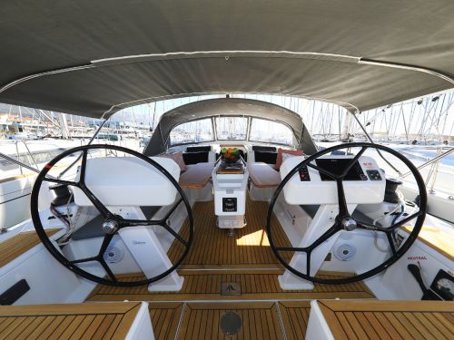 Hanse 458