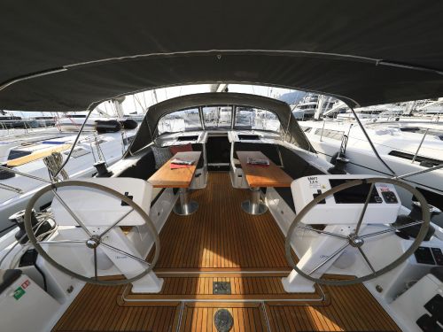 Hanse 508