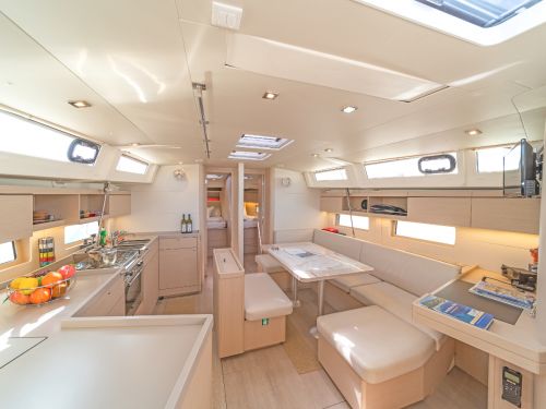 Beneteau Oceanis 46.1