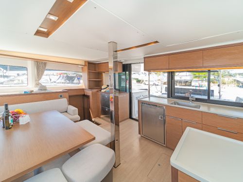 Lagoon 46