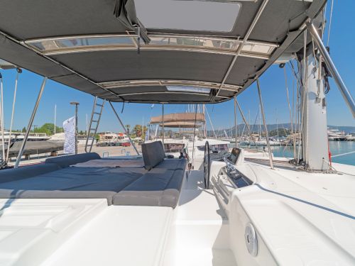 Lagoon 46