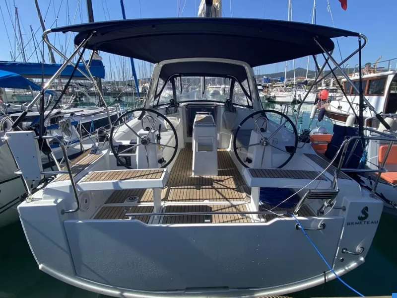 Beneteau Oceanis 35.1